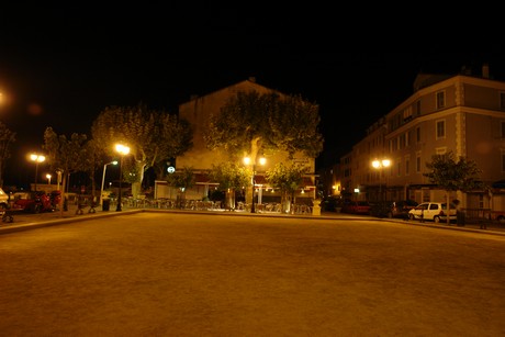 saint-florent-nacht