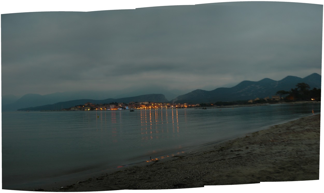 Saint Florent bei Nacht