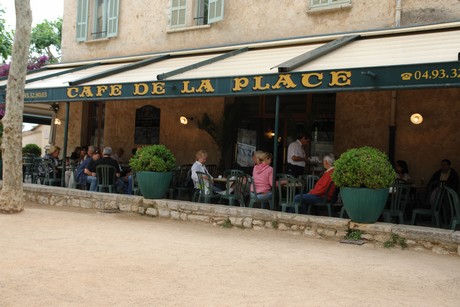 cafe-de-la-place