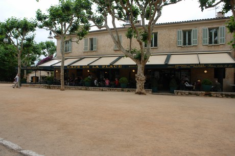 cafe-de-la-place