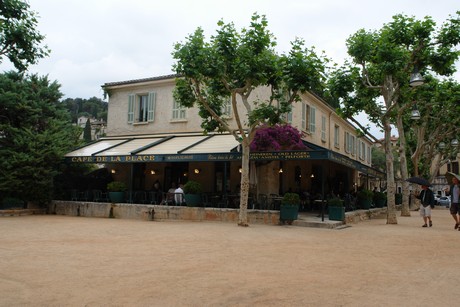 cafe-de-la-place