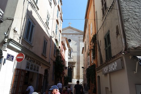 saint-tropez-server
