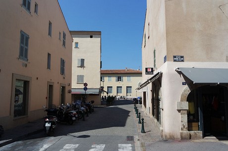 saint-tropez-server