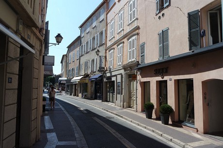 saint-tropez-server