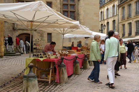 sarlat-markt