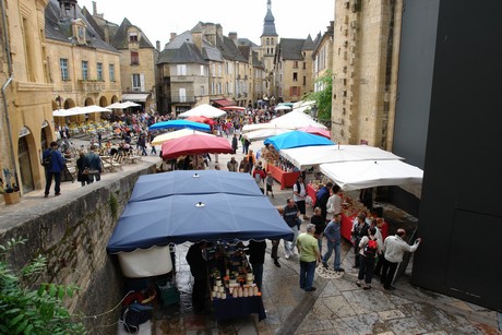 sarlat-markt