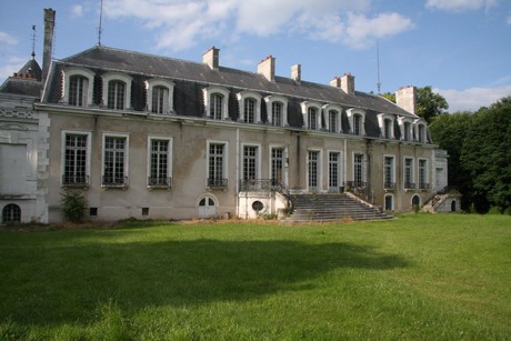 chateau-de-serrigny