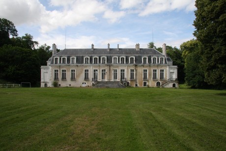 chateau-de-serrigny