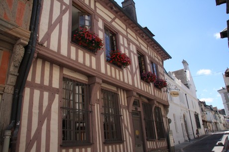 troyes