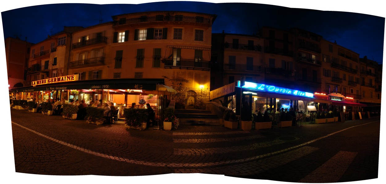 Villefranche-sur-Mer bei Nacht