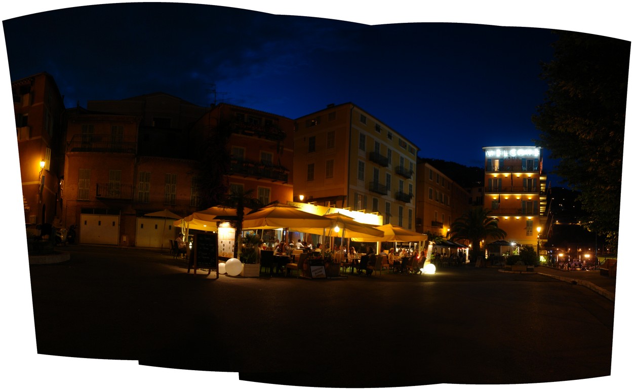 Villefranche-sur-Mer bei Nacht