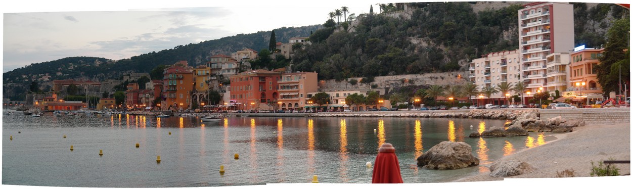 Villefranche-sur-Mer bei Nacht