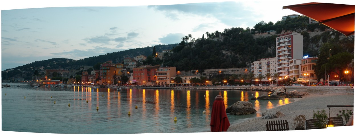 Villefranche-sur-Mer bei Nacht